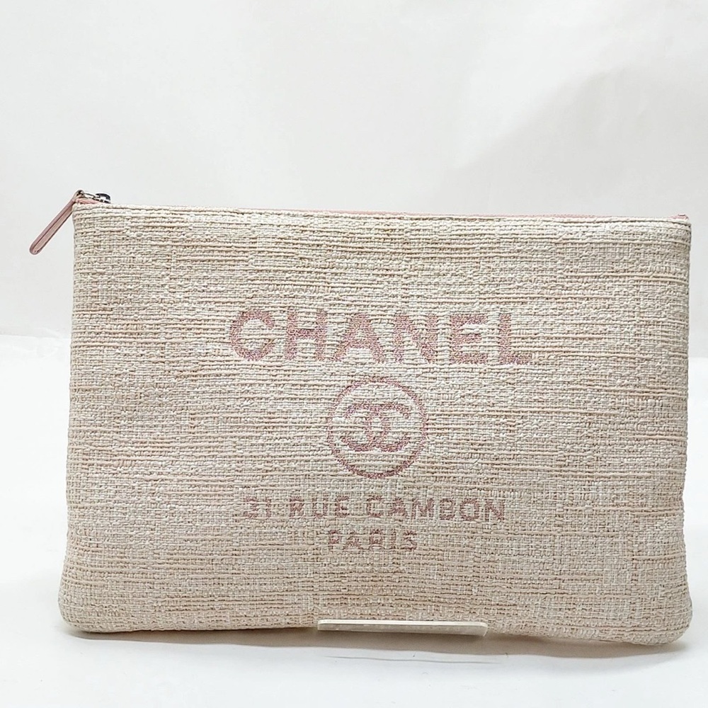 CHANEL Deauville Clutch in Pink Tweed Large